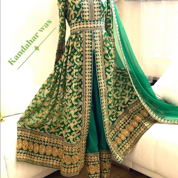 Dress - Picture 5 of 8